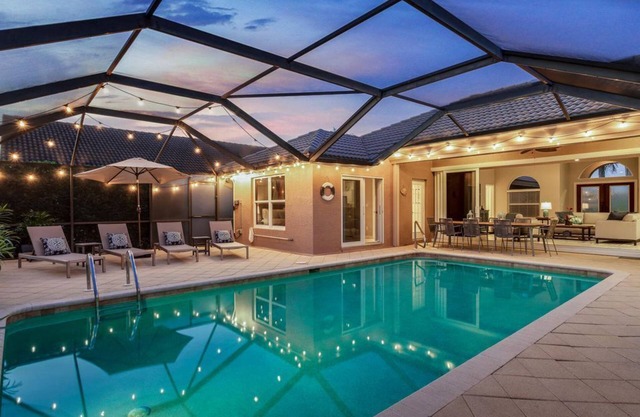 Tivoli Serenity | Modern Salt Pool Villa with Water View! King Beds!