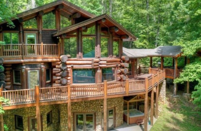 Toccoa Riverfront Log Cabin - Aska Adventure Area - The River Ridge Lodge