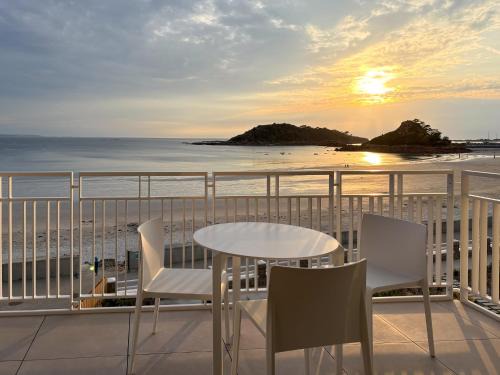 Toenno T3 piscine et vue mer