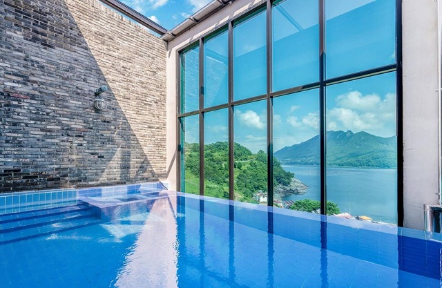 Tongyeong Saryangdo Elphis36 Poolvilla