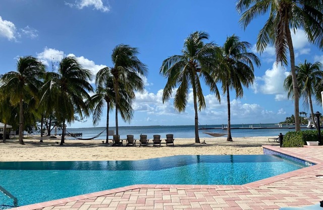 "Tortuga Kai" - 2 BR Oceanfront Condo At Kaibo, Grand Cayman