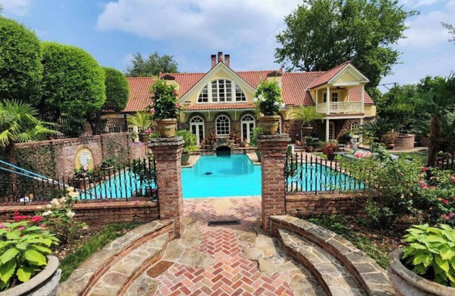 Touch of Tuscany with a pool, comfort, and style.