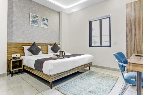 Townhouse 816 Diamond Tree near Dilshad garden Metro station