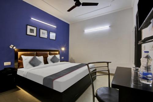 Townhouse Saket Residency Near Saket Metro
