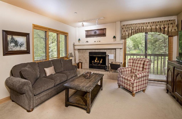 Townsend Place B-106 condo