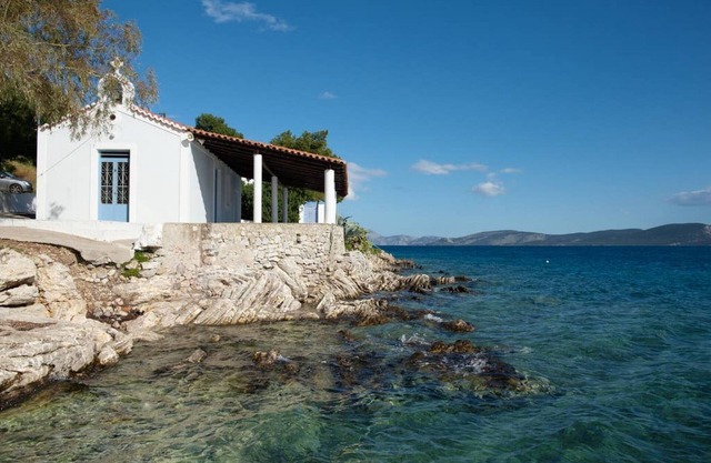 Traditional Guest House of "Grandma Vitsa" Ermioni