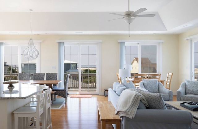 Traigh Point: Oceanview and Soundview, 4BR, 3.5BA, Elevator!