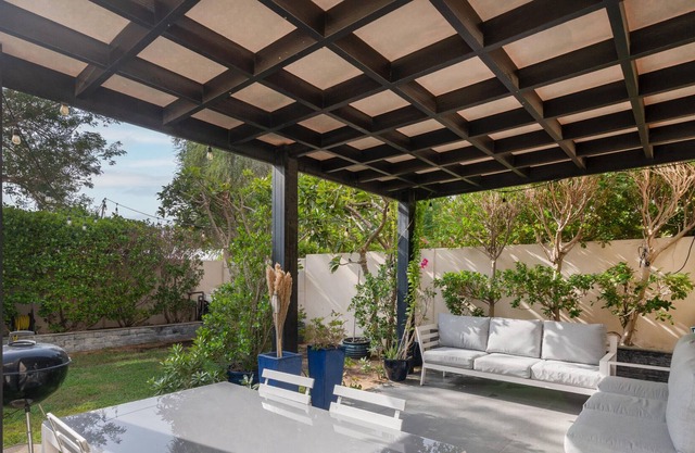 Tranquil 2BR Villa in Al Reem 1,Arabian Ranches