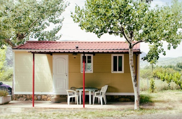 Tranquil Aragonese Retreat