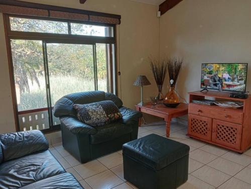 Tranquil Beach House in Southbroom are, Marina Beach, with Stunning Lagoon Views