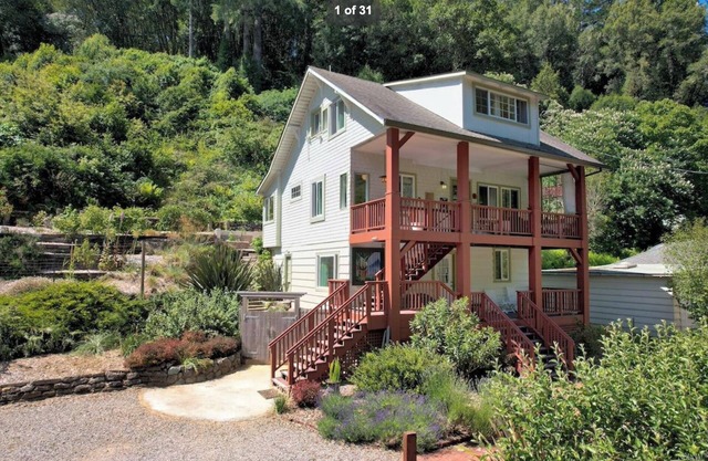 Tranquil & charming 2-bedroom home & WiFi in Inverness next to National Seashore