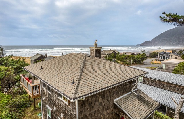 Tranquil Treasure MCA#644 Oceanview, Steps to beach, Perfect Couples getaway