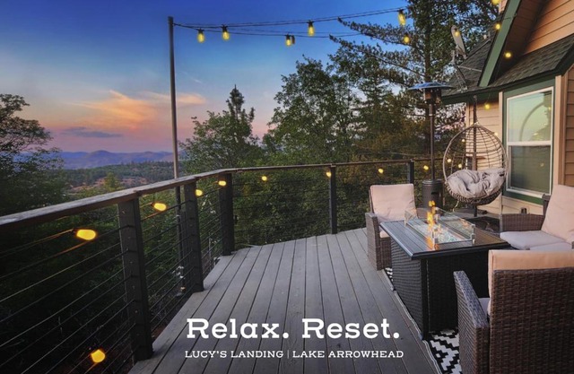 Treetop A-frame Cabin, Family Friendly with Hot Tub