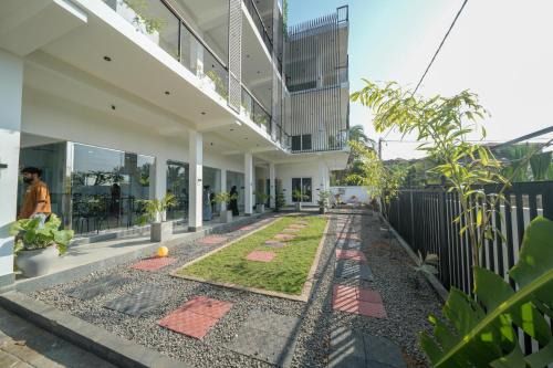 Trinco Diyash Beach Hotel