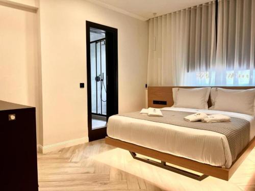 Triple A - Urban Lifestyle Studios in Psiri-Platia Theatrou - Free Parking!