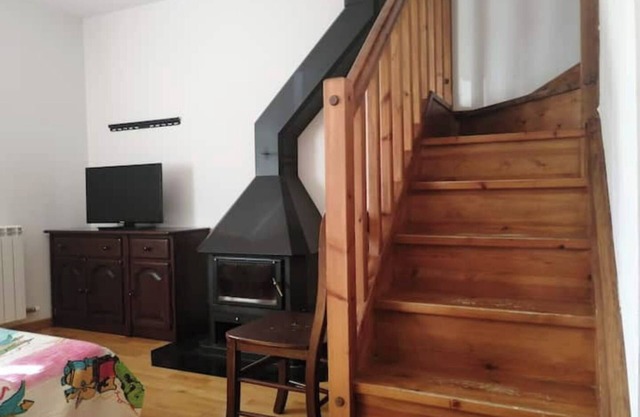 Triplex with fireplace and balcony Erta 4