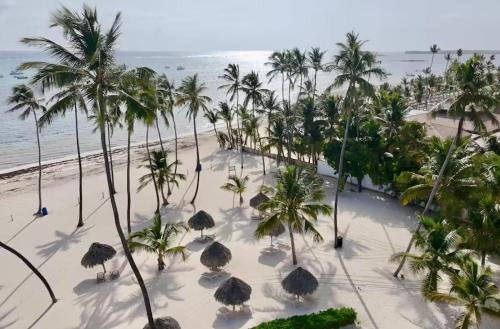 TROPICAL BAY - VACATION SUITES - LOS CORALES beach