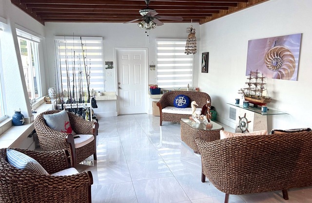 Tropical Paradise Retreat on Tavernier, FL - Your Dream Getaway!