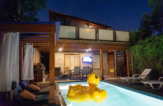Tropical Resort in the City! Fun, Costa Rican Inspired house near it all! POOL!