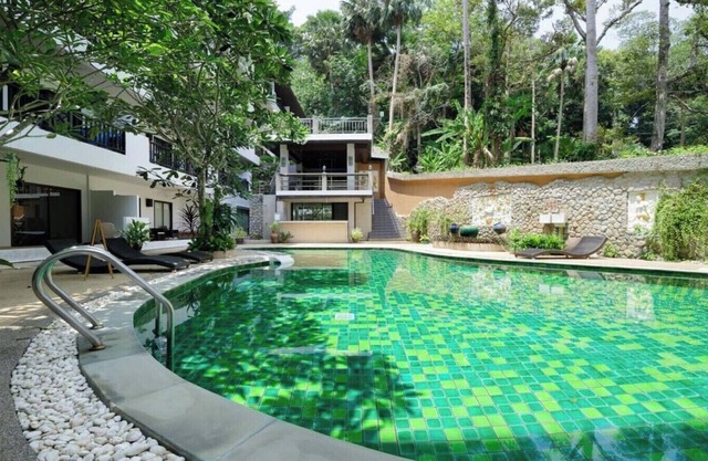 Tropical View Condo in Hillside - SGC1