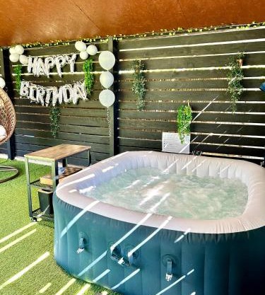 TT Relax - Private Jakuzzi - Hajdúszoboszló