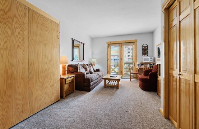 Tucker Mountain Hotel Style Room with 1 Bed #207A by RedAwning