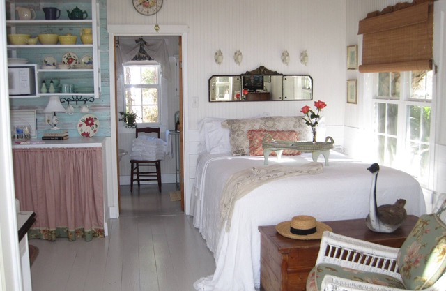 Twin Palms Cottage