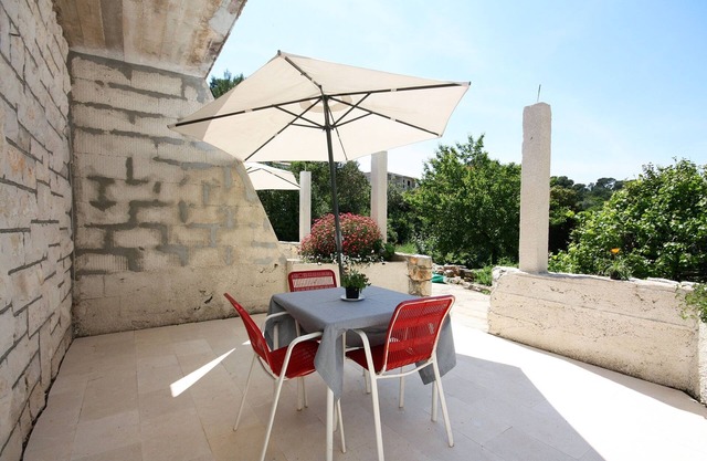 Two bedroom apartment near beach Pomena, Mljet (A-10426-a)