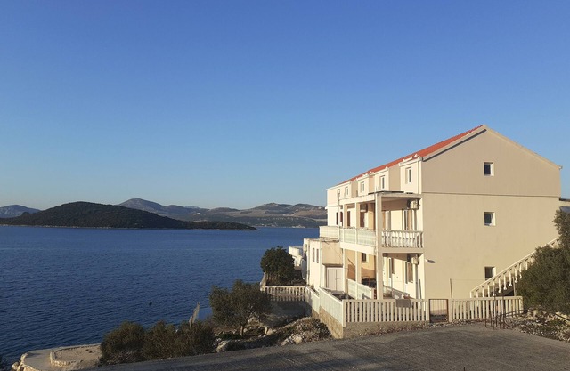 Two bedroom apartment near beach Cove Pještata, Pelješac (A-14440-b)