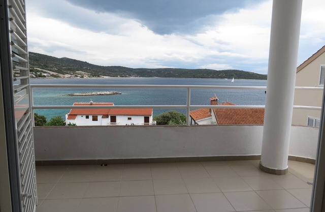 Two bedroom apartment near beach Sevid, Trogir (A-18168-d)