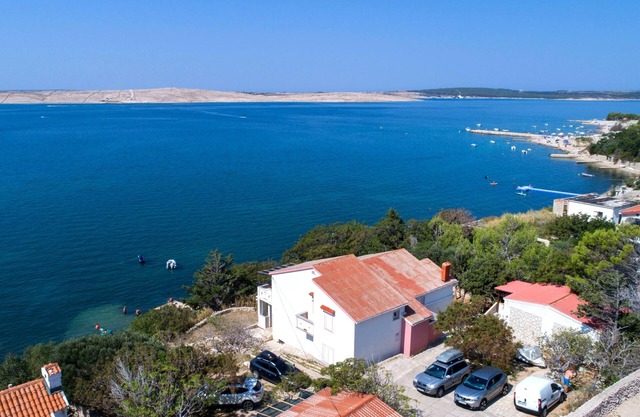 Two bedroom apartment near beach Vidalići, Pag (A-6519-c)