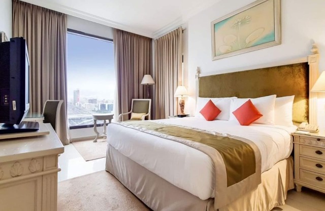 Two Bedroom Apartment Near Internet City Metro 13