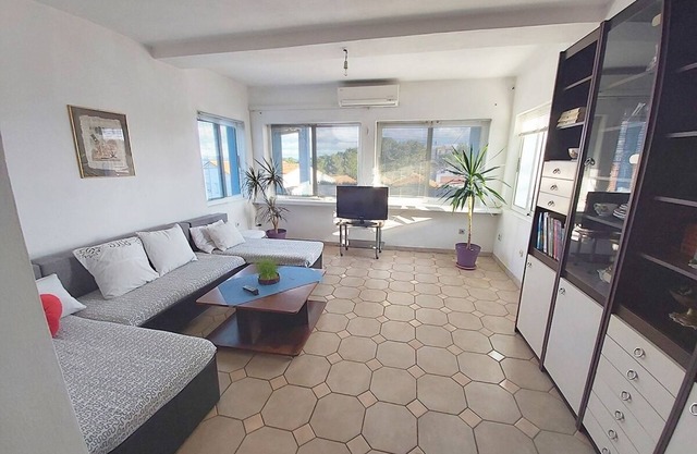 Two bedroom apartment with terrace and sea view Sali, Dugi otok (A-8181-b)