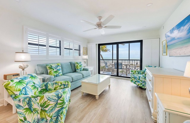 Two-bedroom corner unit that includes special golf privileges!