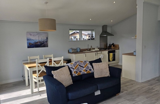 Two Bedroom Lodge - Peacock Lodge