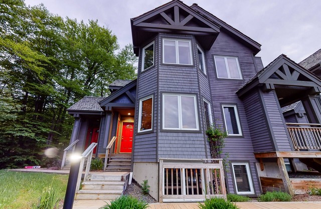 Two neighboring condos - walk to lifts, water park, & golf course