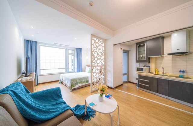 Tyms Xujiahui Stylish 1BR APT