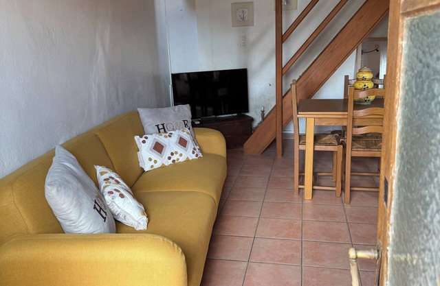 Typical Corsican village house. In the heart of the village. 5 min from the beach