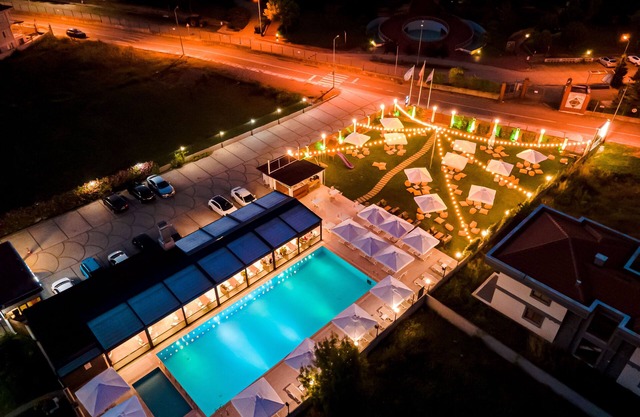 Uçar Royal Hotel and Conference Hall