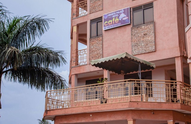 UBUNTU PALANCE HOTEL BY RUNATI
