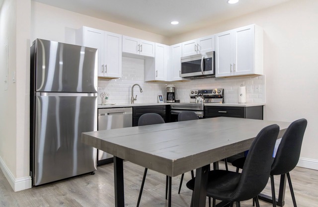 Ultimate Colorado Getaway! Two Serene Units with Kitchen, Near Steamboat Ski Resort, Skiing, Hiking Free Shuttle Service!