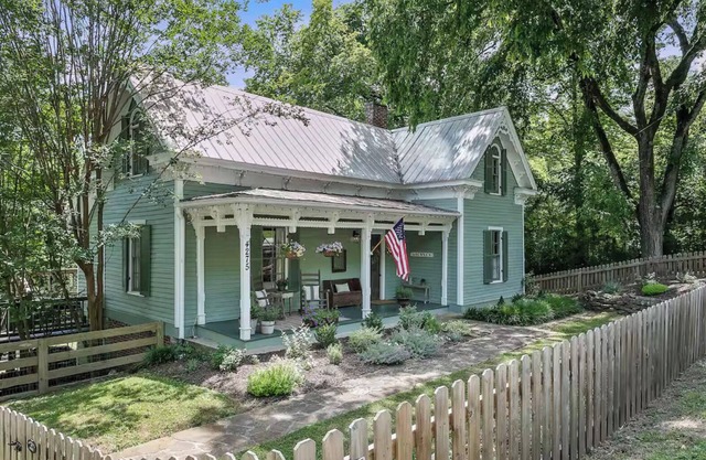Ultimate Luxury in Leipers Fork - William Southall House