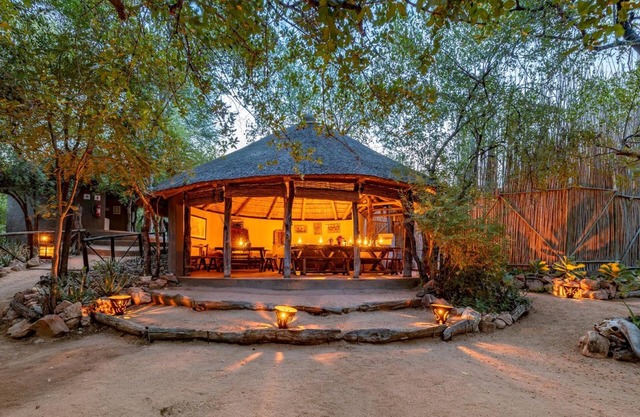 Umlani Bushcamp - Lodge