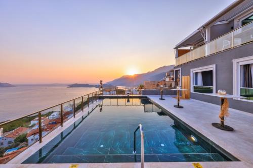 Un Amor Kaş