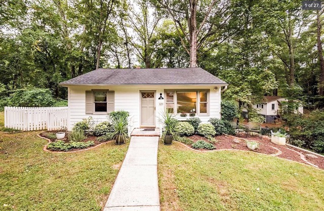 UNC Cottage- near Univ/Hospital, YMCA, Franklin St