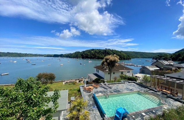 Unique Dittisham Waterside Home with pool