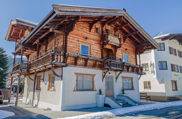 Unique group chalet with central location in Kirchberg