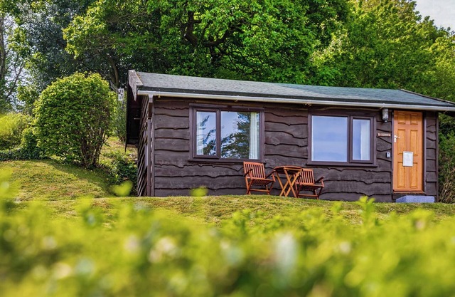 Unique, peaceful, cosy and quaint cedar wood built holiday lodge.