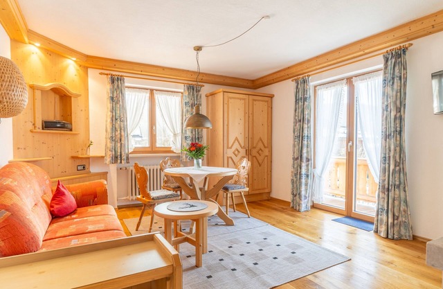 Unterberg- 2-raum-ferienwohnung 40qm, Du/wc, Extra-schlafzimmer, Küche, Balkon