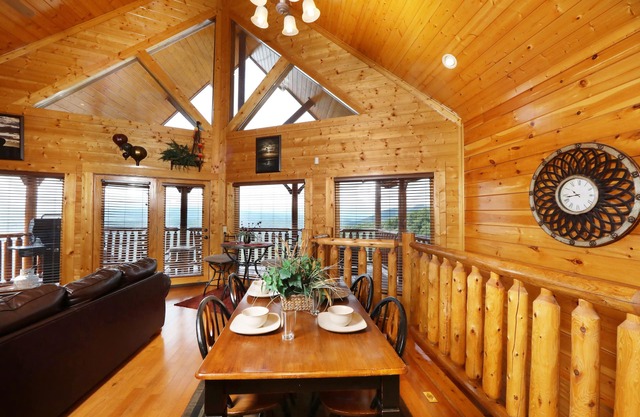 Up Up Away - Two Bedroom Cabin